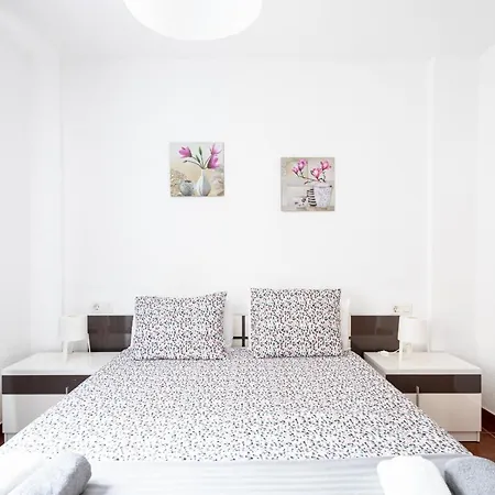 Home2book Callao Salvaje Terrace Duplex Апартаменты *